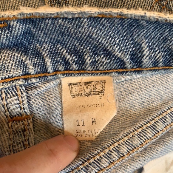 Levi shorts - Picture 3 of 4